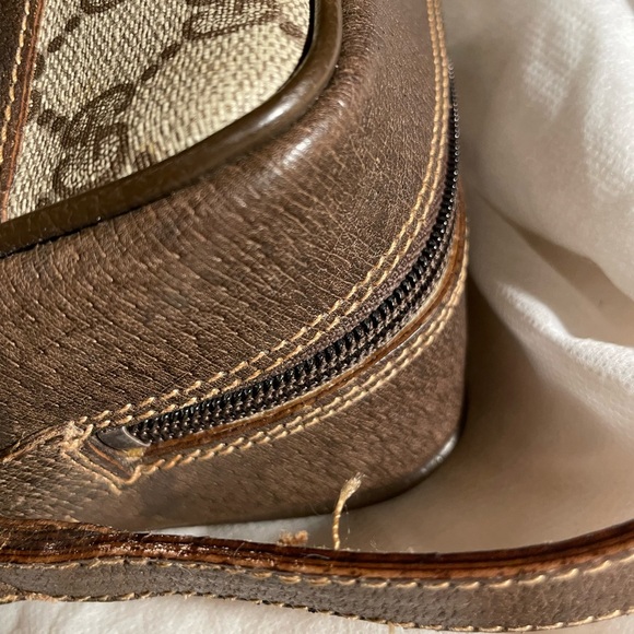 Vintage Gucci crossbody bag - Picture 10 of 14